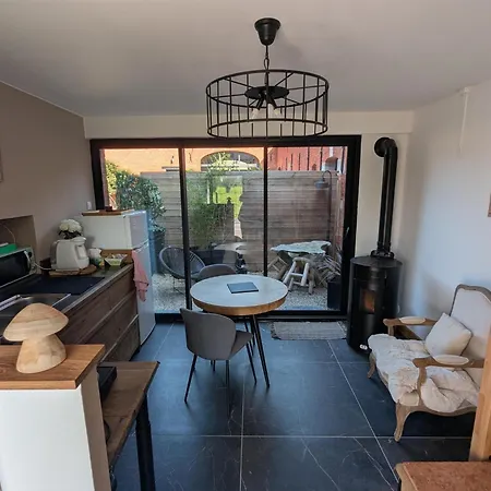 Le Pigeonnier Apartment *