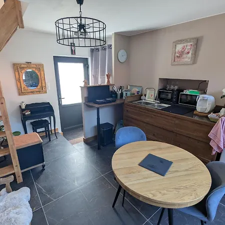 Le Pigeonnier Apartment *